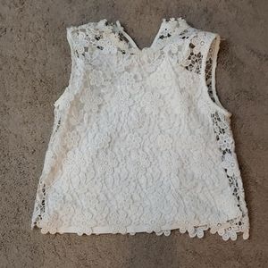 BNWOT flowery lacey top